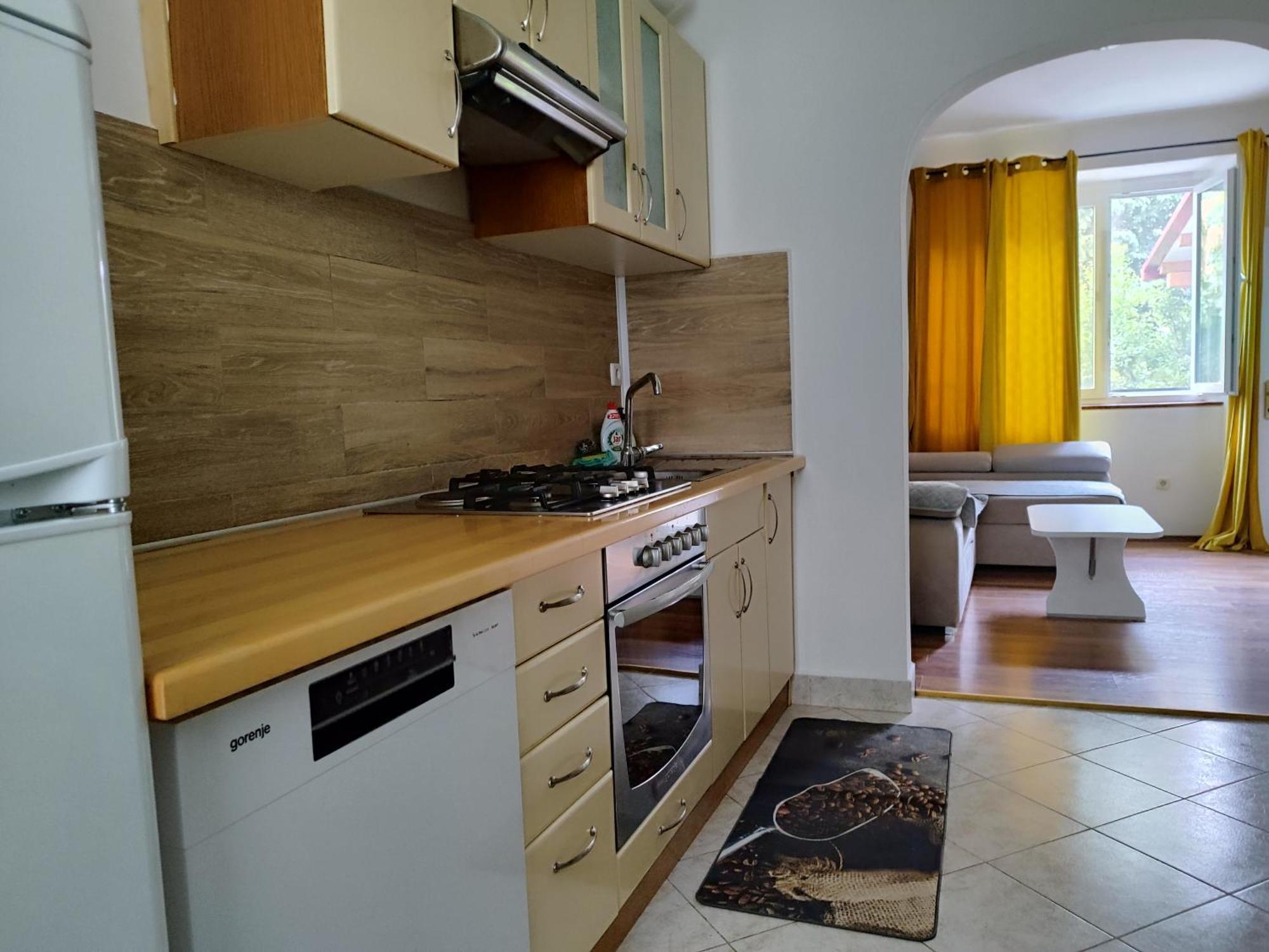 Apartman Daniel With Free Parking Mundanije Exterior photo
