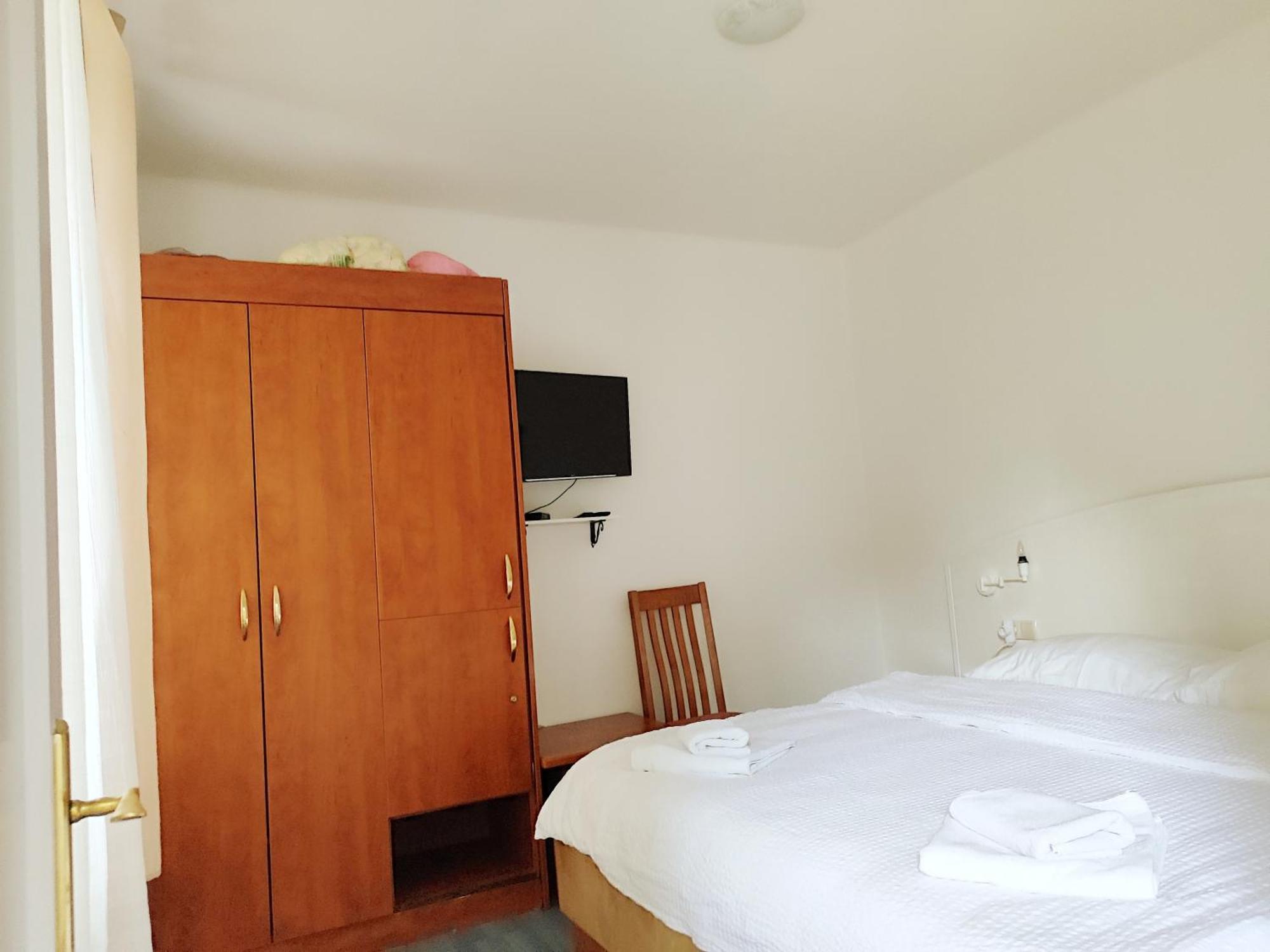 Apartman Daniel With Free Parking Mundanije Exterior photo